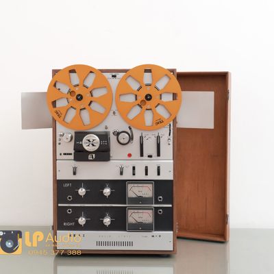 Đầu băng cối AKAI M-9 tự hành