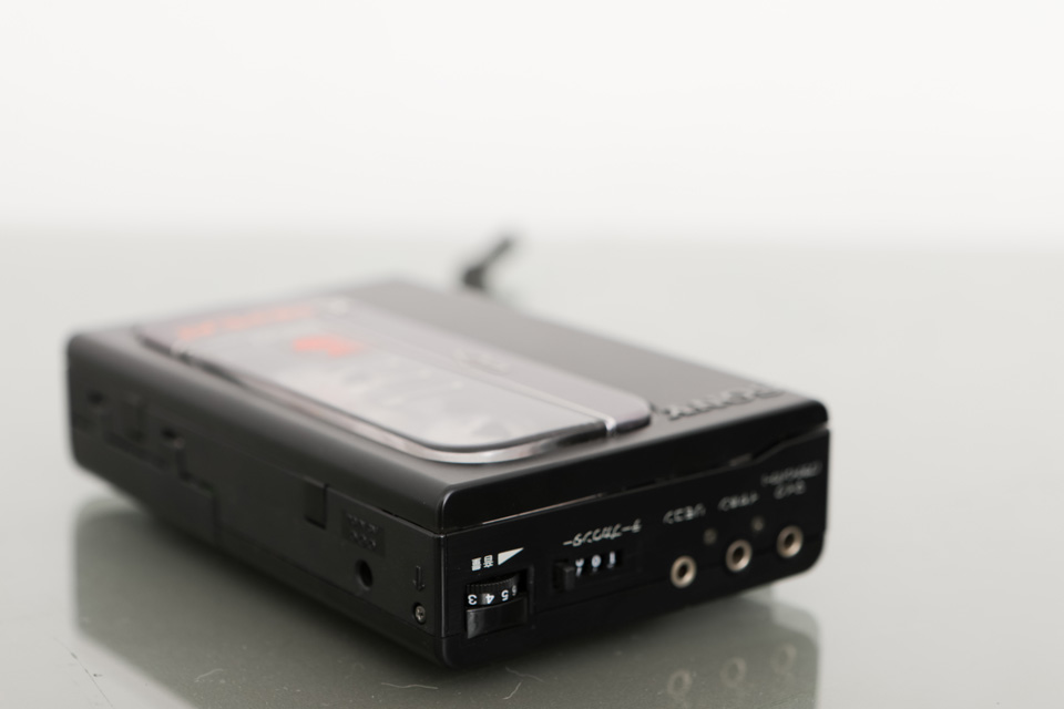 Cassette cầm tay Sony TCM-R2